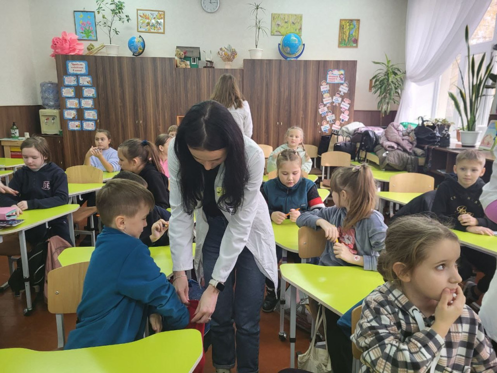 Тематичний івент з дітьми початкових класів Полтавської школи №10 ім. В.Г. Короленка
